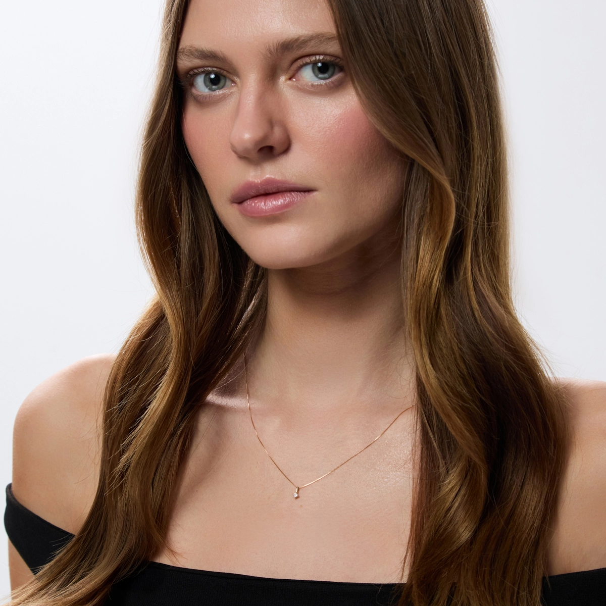 18k gold diamond pendant SUN