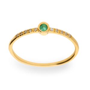 Sortija de oro con 10 diamantes naturales blancos small inclusions 1 0,05 kt. garras centro esmeralda engastada en un chaton redondo con bisel liso medida 02,5 mm 2BRSSR86A52ESN09