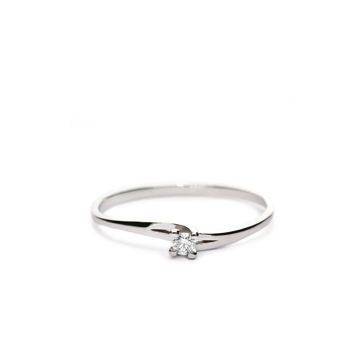 18k gold diamond ring SWIRL