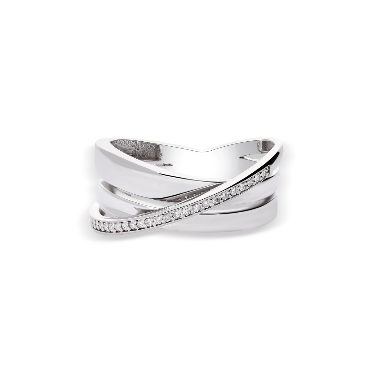 18k gold diamond ring