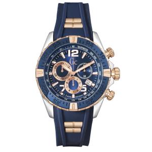 Reloj Cronógrafo Guess Collection para Caballero de Acero con Correa de Silicona Azul de Calibre 24mm. Esfera Azul, Números Palos, Calendario, Taquímetro, Bisel Deportivo Azul con Borde Pavonado Rosa, Swiss Movement. Sumergible 100m. Caja 46mm Y02009G7