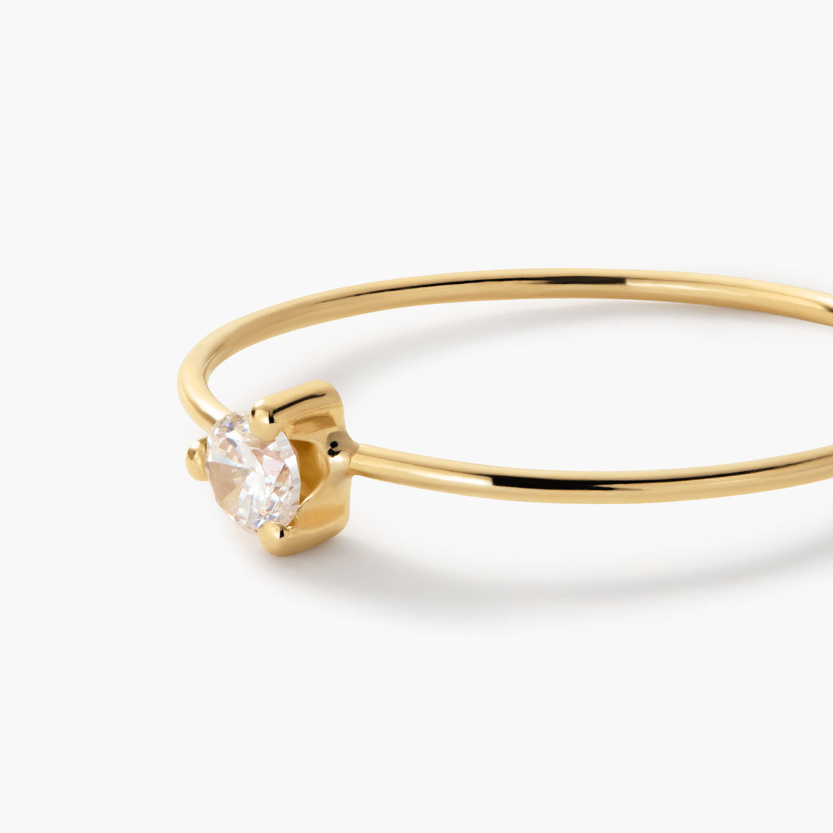 Anillo de oro 18K