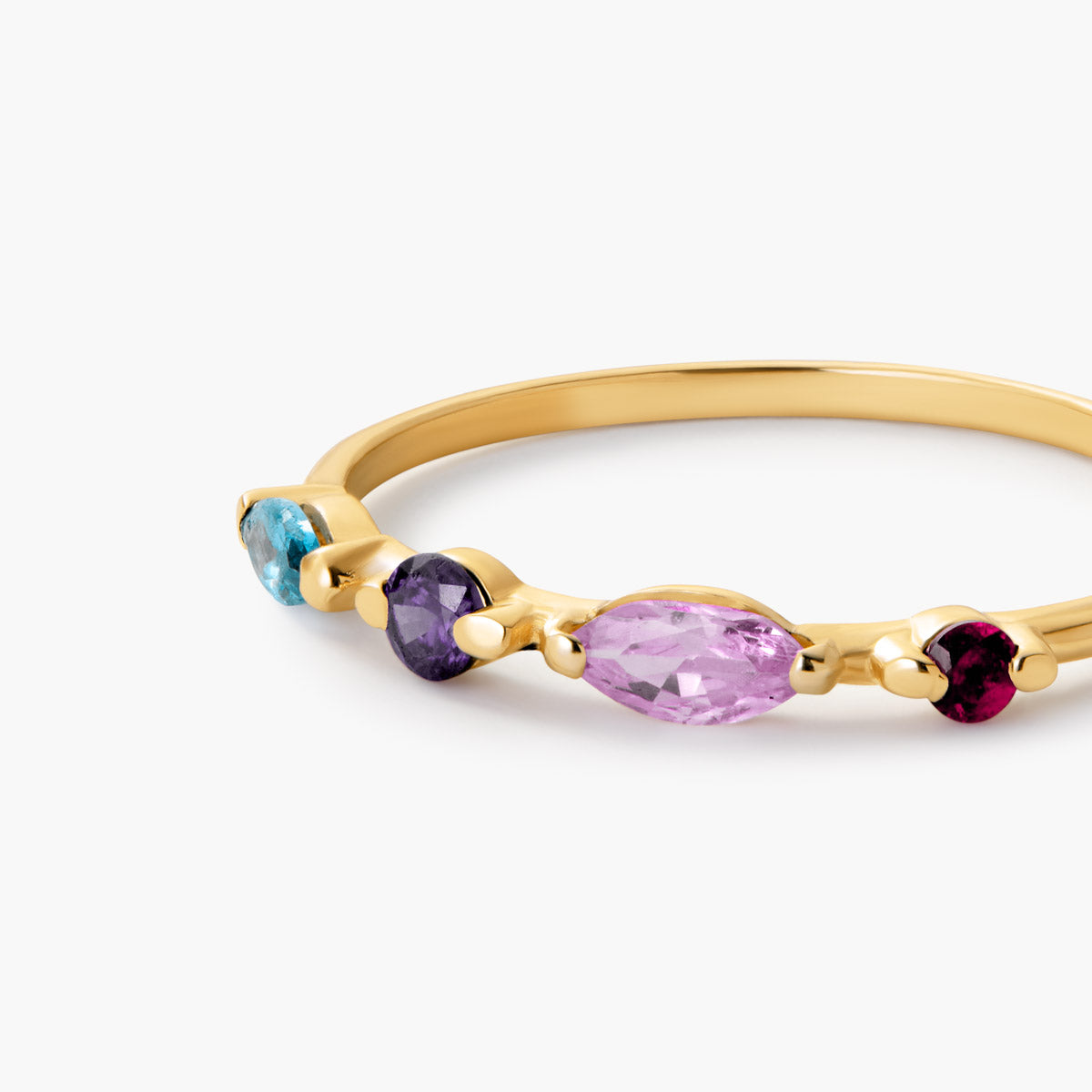 Anillo de oro 18K amatista 