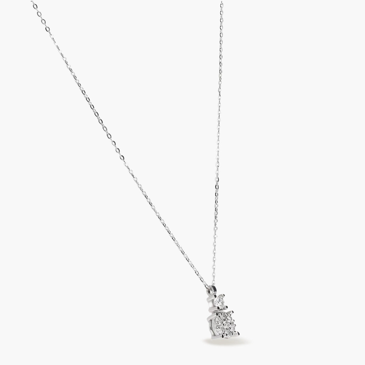 Collar de oro blanco 18K diamante natural 0.04 ct. 5 mm