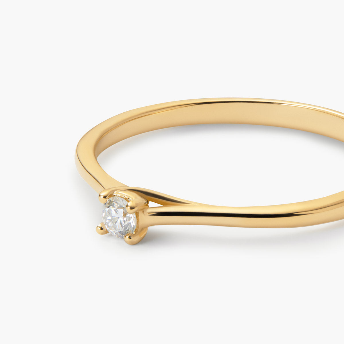 Anillo de oro 18K diamante natural 0.07 ct. SUN