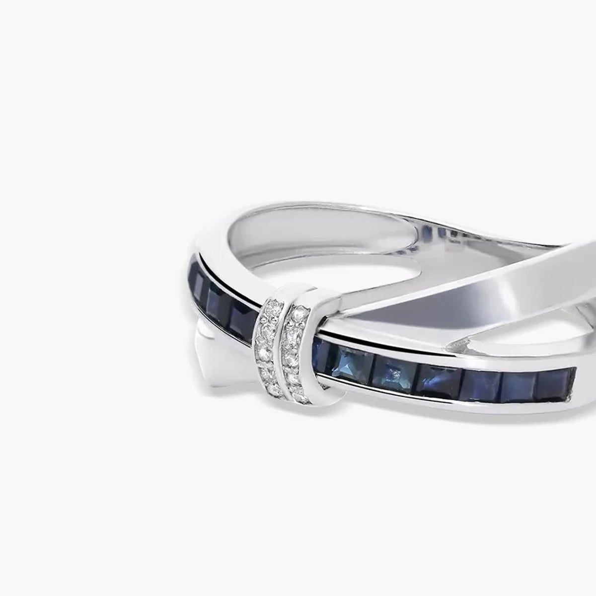 Anillo de oro blanco 18K diamante natural 0.04 ct. CASINO
