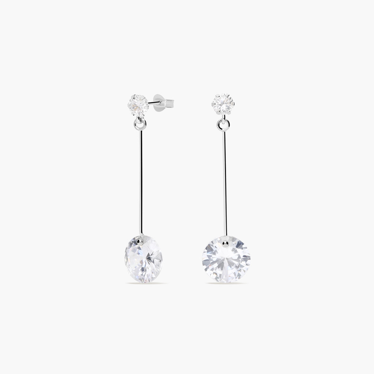 Pendientes largos de oro blanco 18K circonitas 30 mm