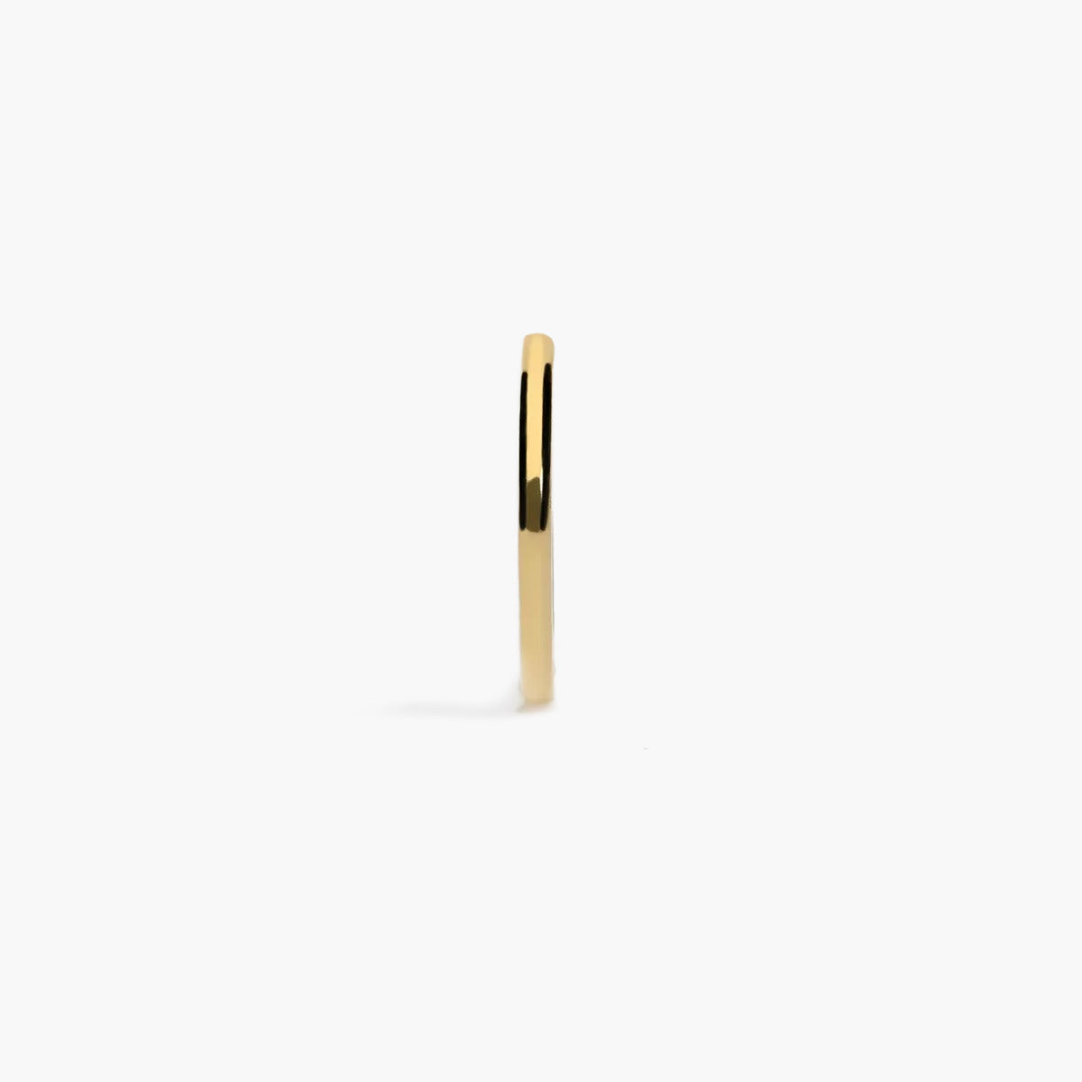 Piercing de oreja de oro 18K aro 10 mm