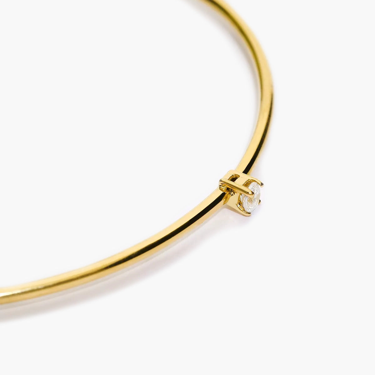 Pulsera rígida de oro 18K circonita 45x60 mm