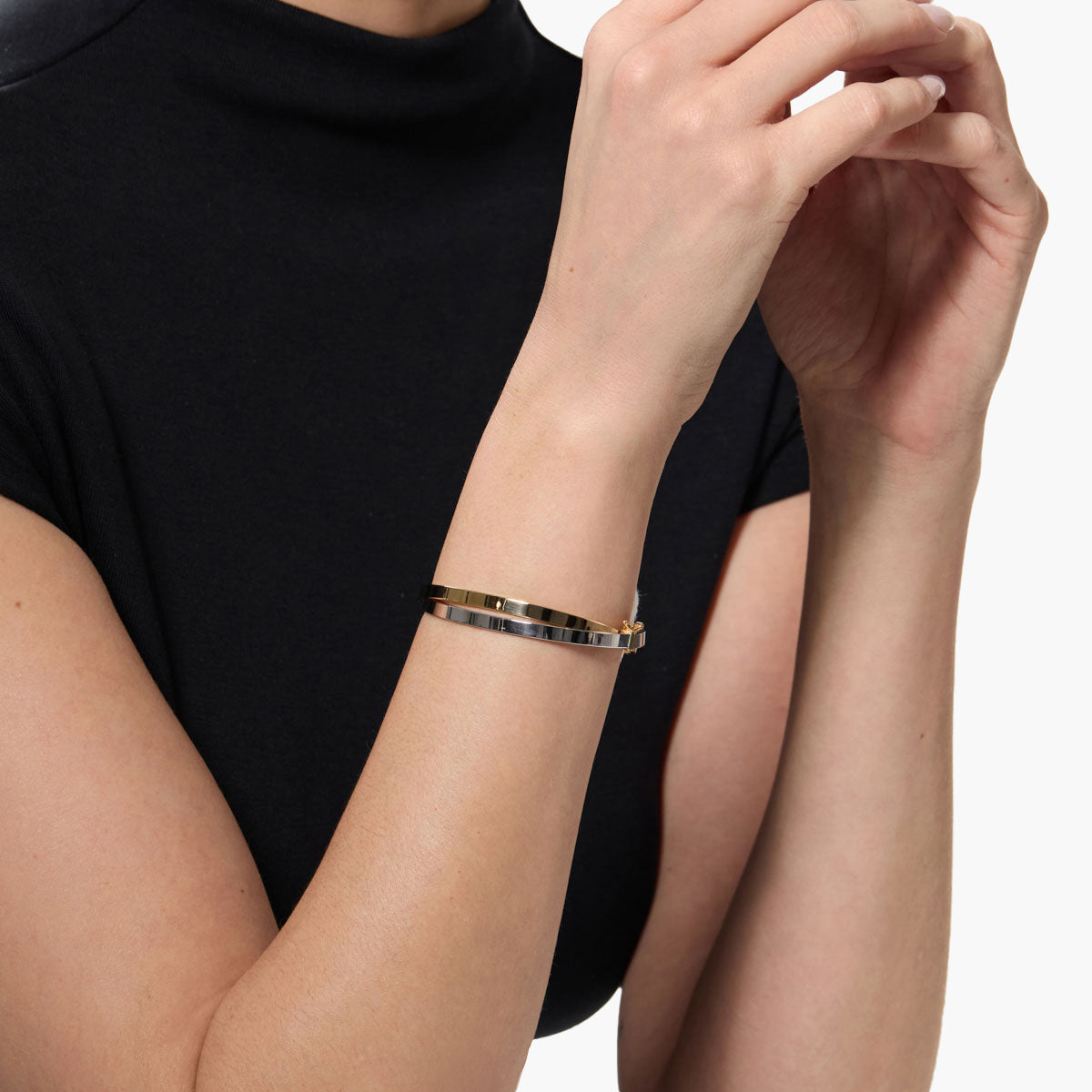 Pulsera rígida oro 18 quilates