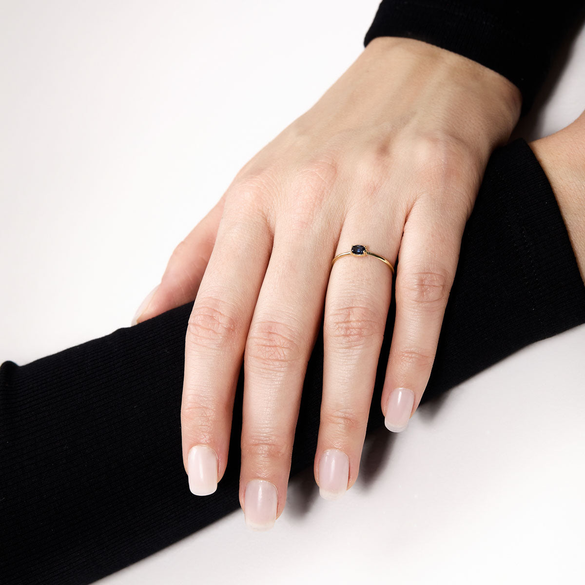 Anillo de oro 18K zafiro NIGHTFALL