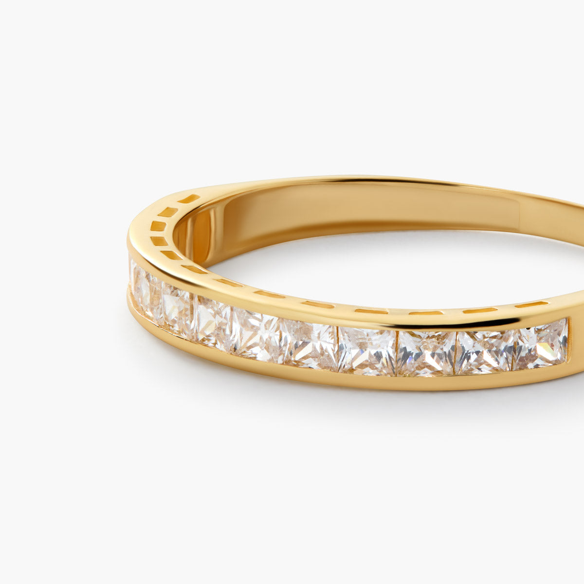 Anillo de oro 18K