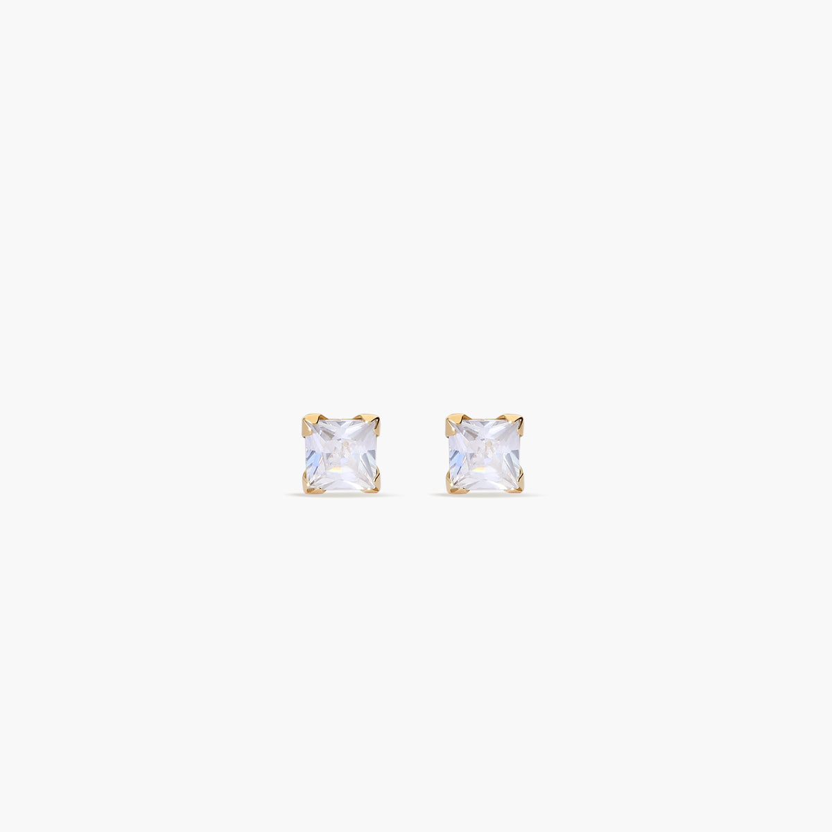 Pendientes de oro 18K ciconita cúbica 3 mm