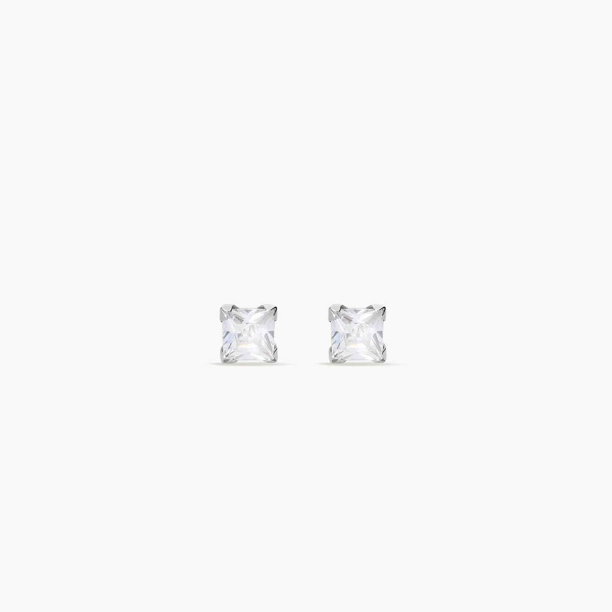 Pendientes de oro blanco 18k ciconita cúbica 3 mm