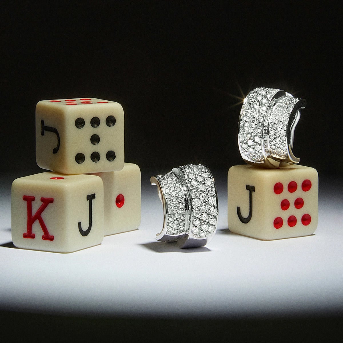Pendientes de oro blanco 18K diamante natural 1.52 ct. 18 mm CHICAGO