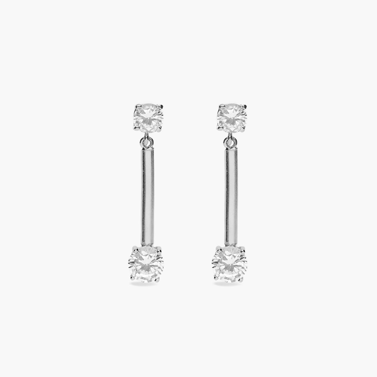Pendientes largos de oro blanco 18K circonitas 27 mm