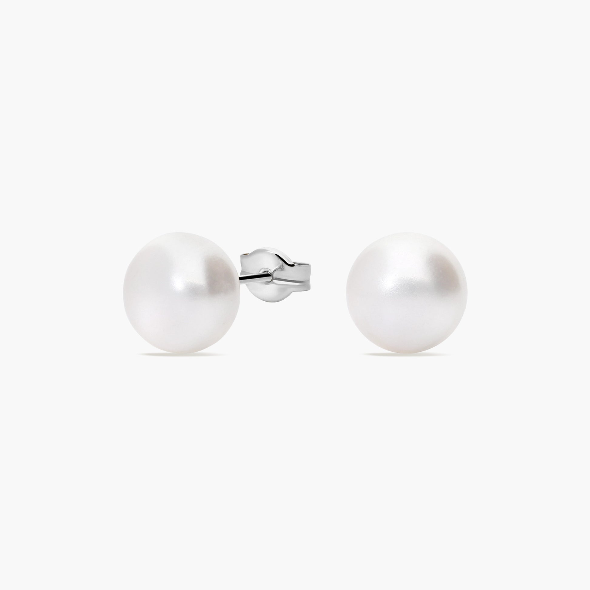 Pendientes de botón de oro blanco 18K con perlas 9 mm