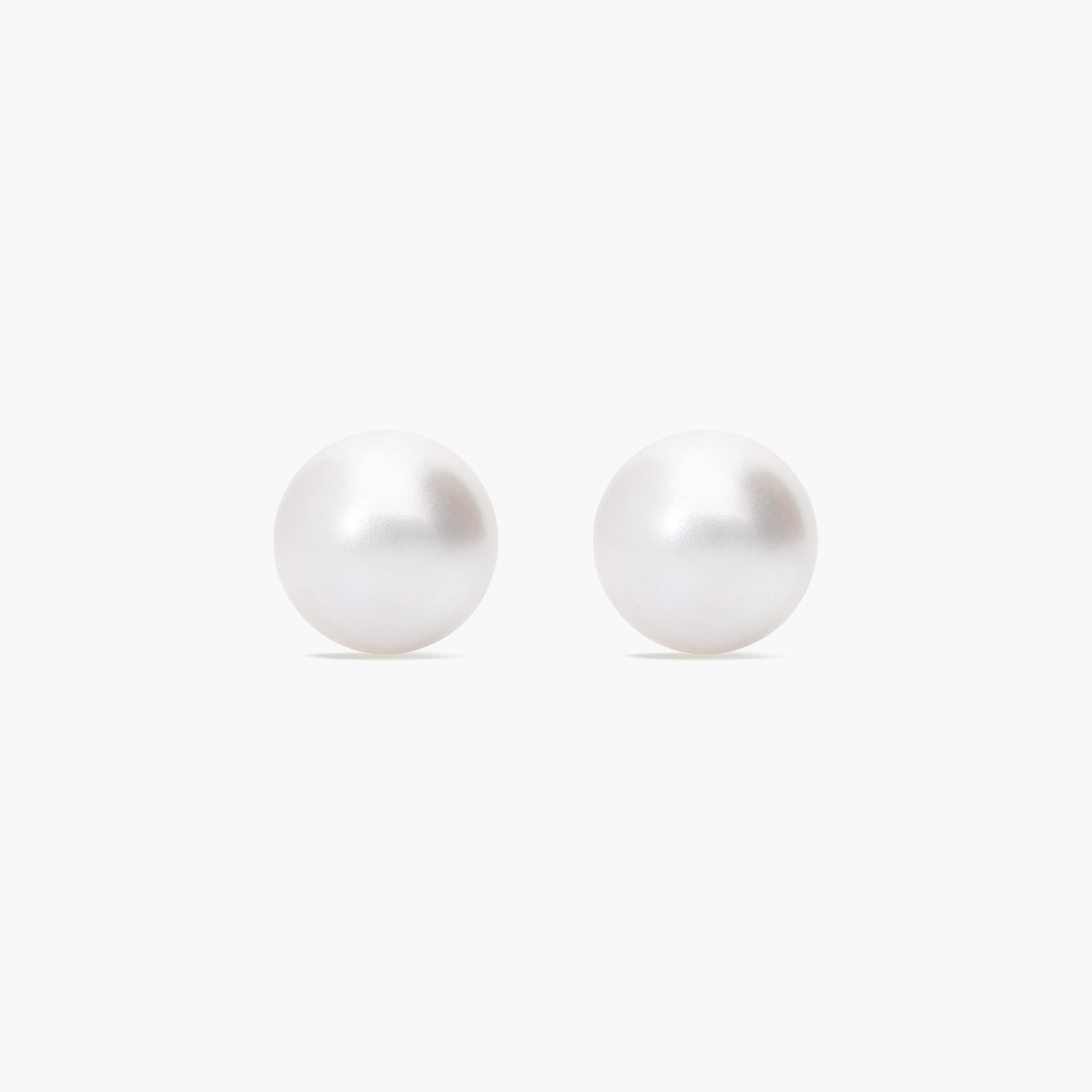 Pendientes de botón de oro blanco 18K con perlas 9 mm