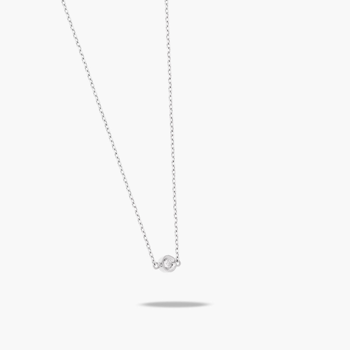 Gargantilla de oro blanco 18K diamante natural 0.03 ct. 42-45 cm