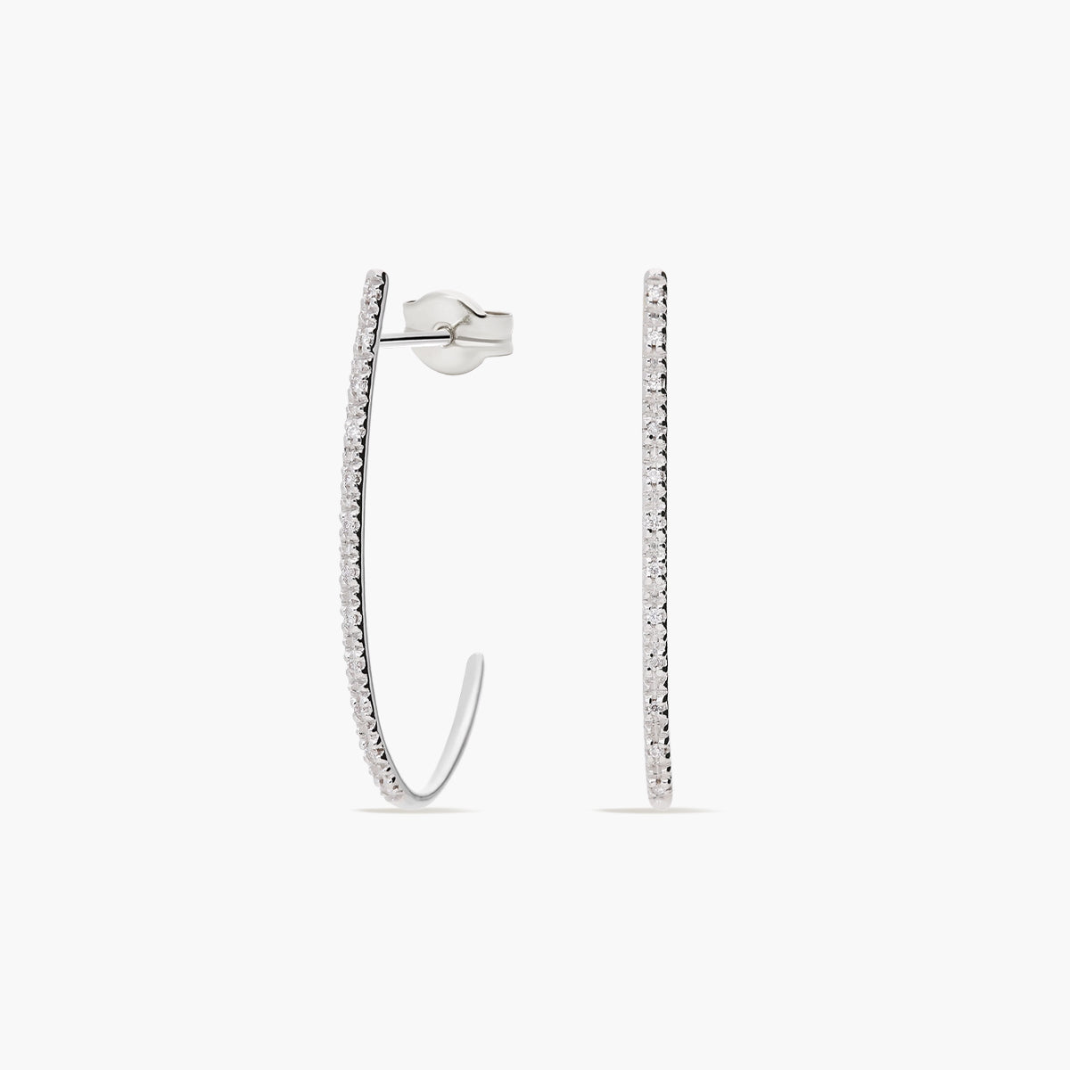 Pendientes largos de oro blanco 18K diamante natural 0.10 ct. 27 mm