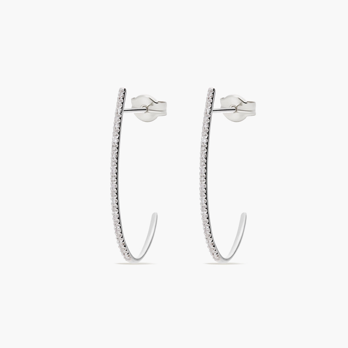 Pendientes largos de oro blanco 18K diamante natural 0.10 ct. 27 mm