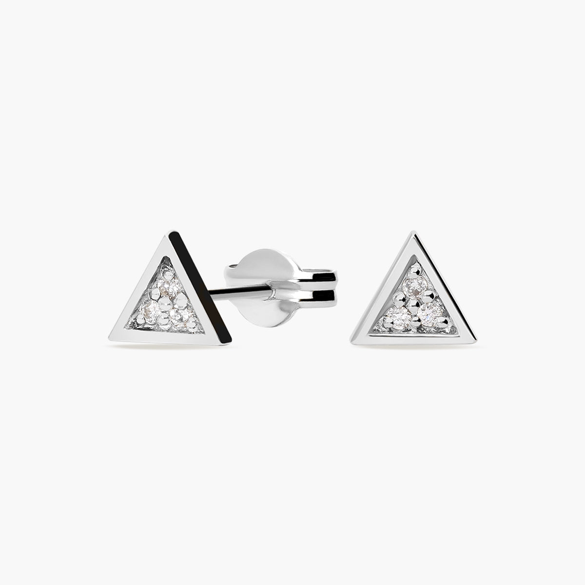 Pendientes triángulo de oro blanco 18K diamante natural 0.05 ct. 5 mm