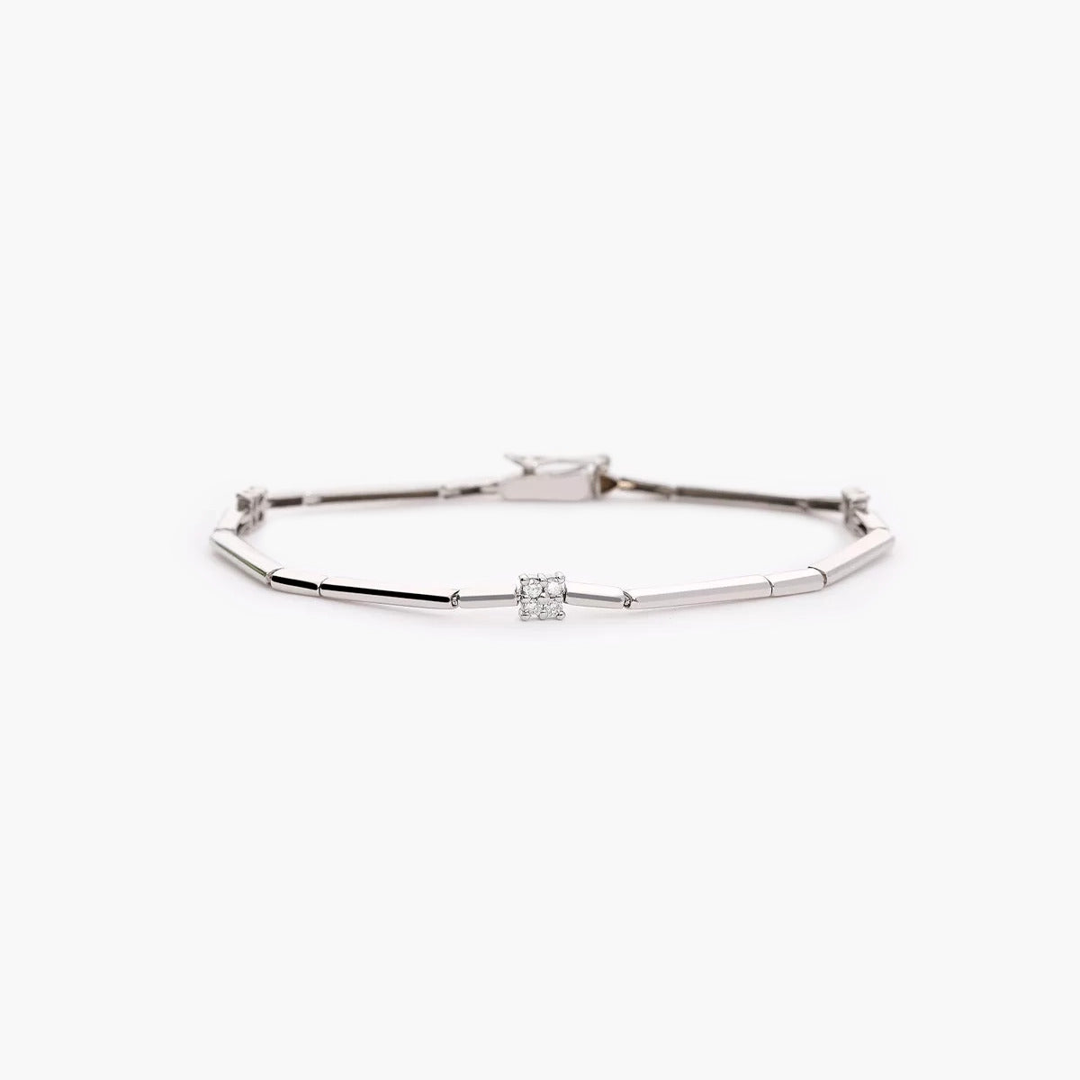 Pulsera de oro blanco 18K diamante natural 0.30 ct. 19 cm