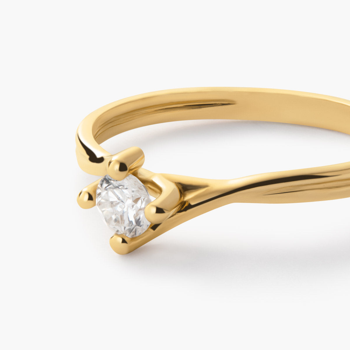 Anillo de oro 18K diamante natural 0.2 ct. SWIRL