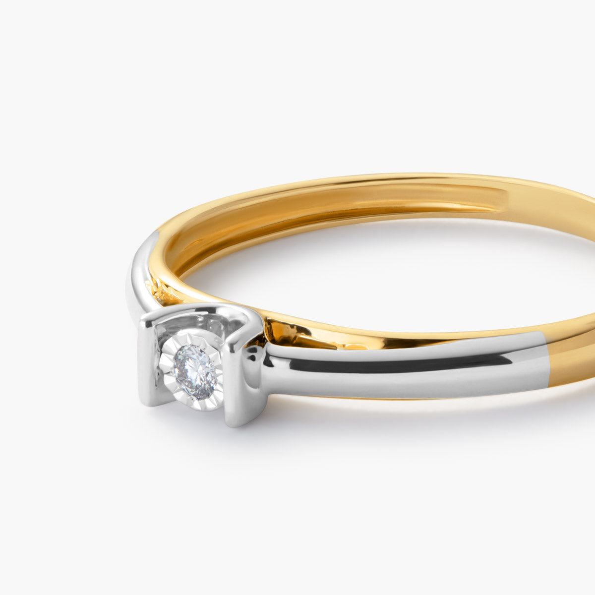 Anillo de oro 18K diamante natural 0.03 ct.