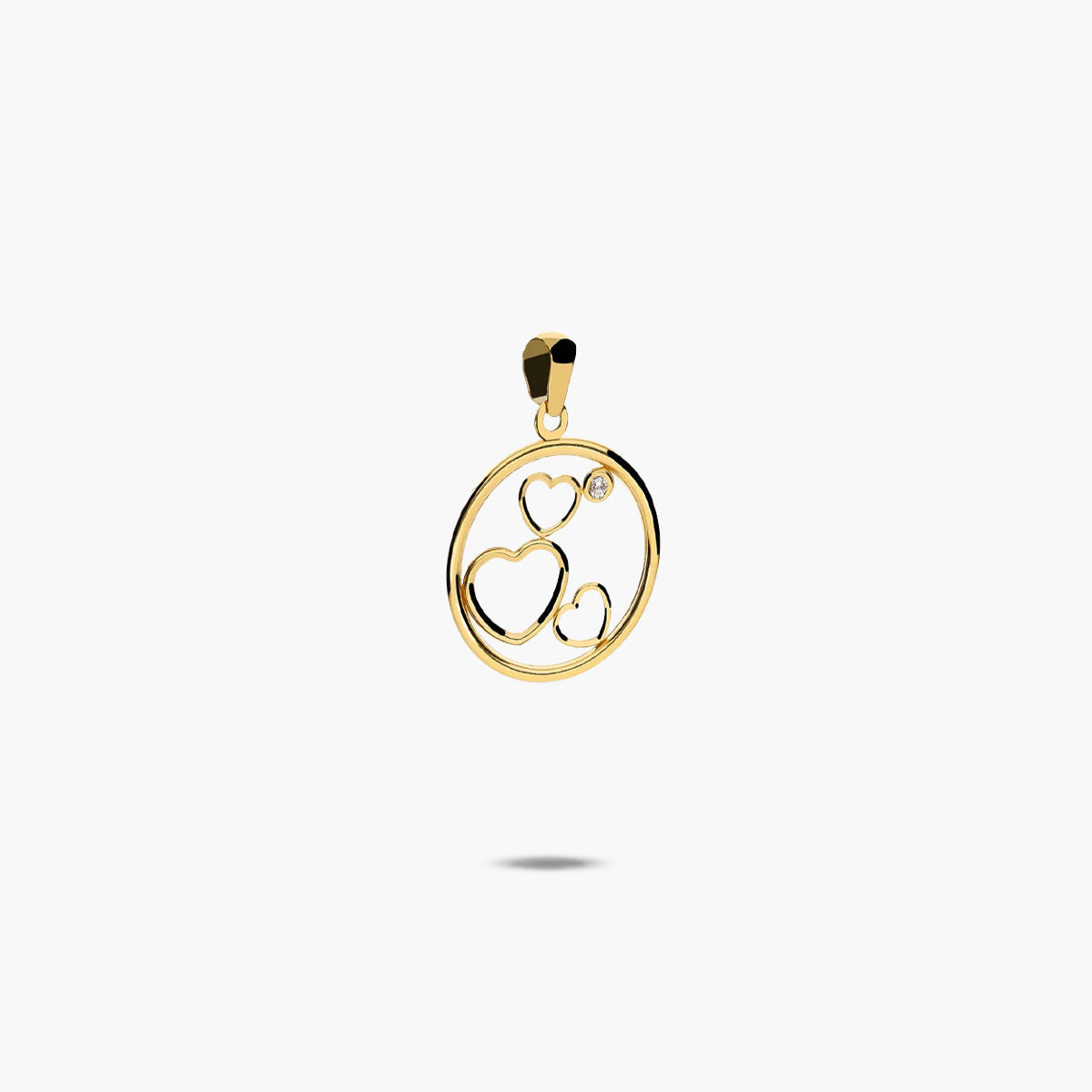 Colgante círculo 3 corazones de oro 18K 18 mm