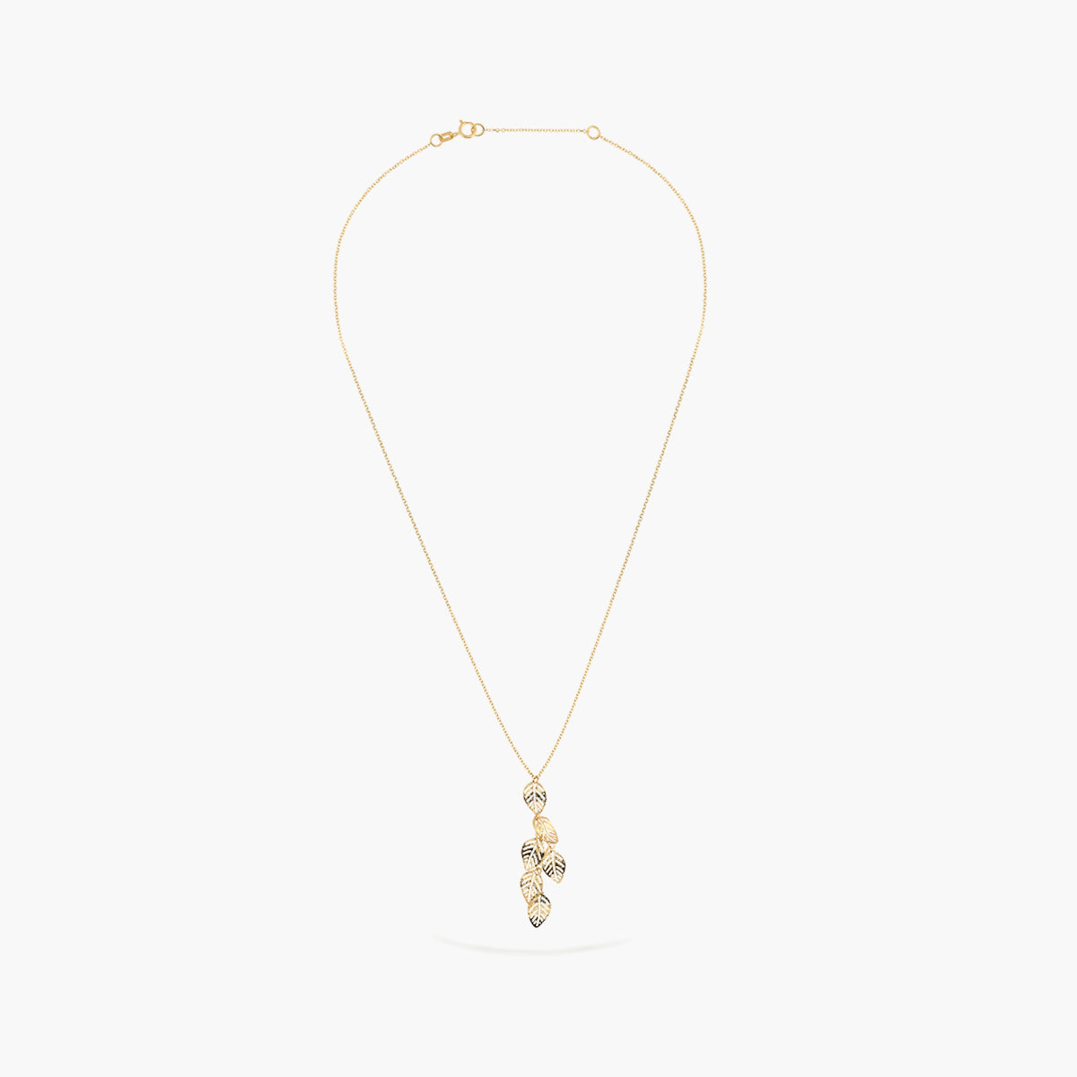 Collar hojas de oro 18K 44 mm