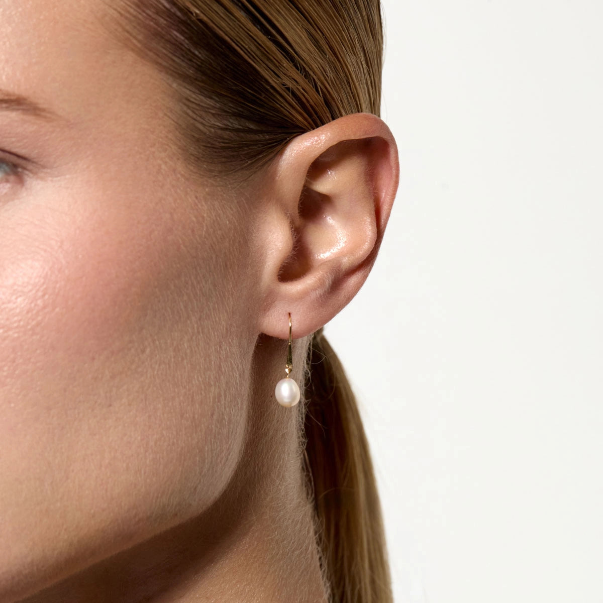 Pendientes de oro 18K perla 8 mm