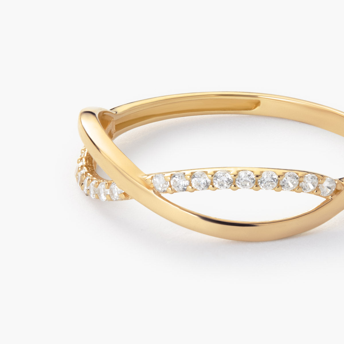 Anillo de oro 18K