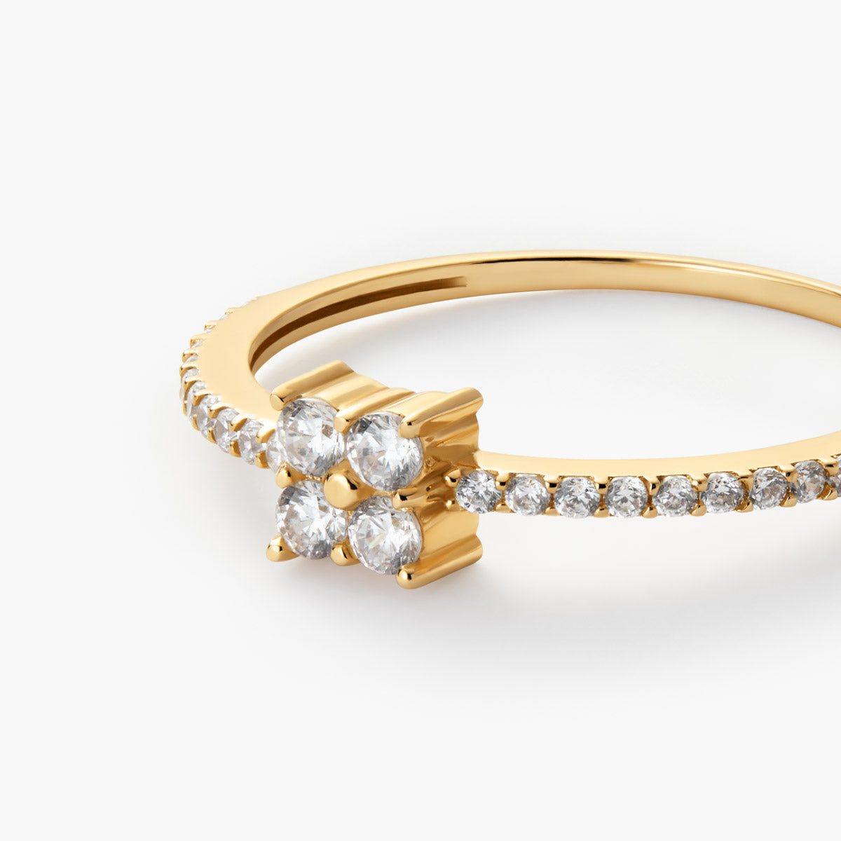Anillo de oro 18K