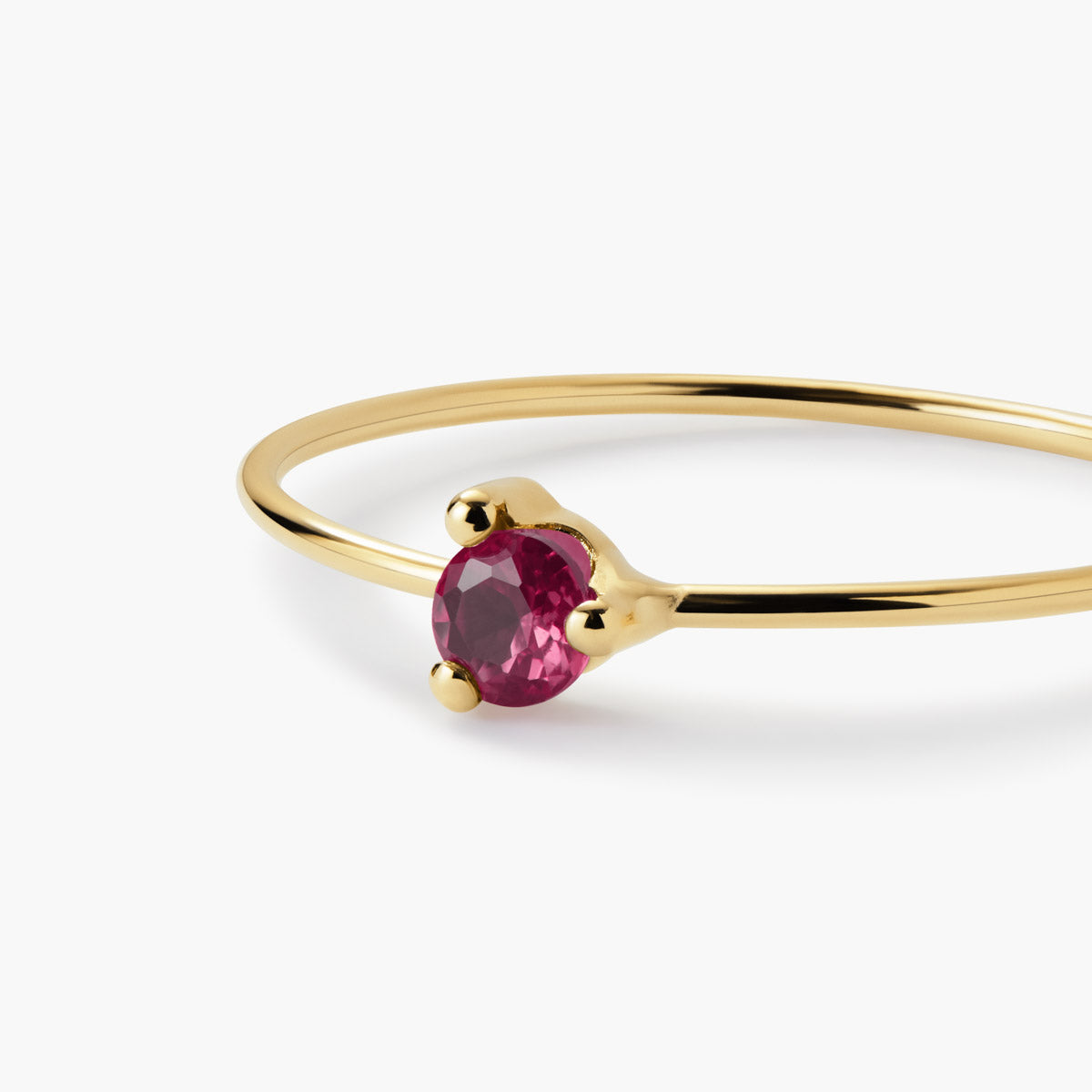 Anillo de oro 18K