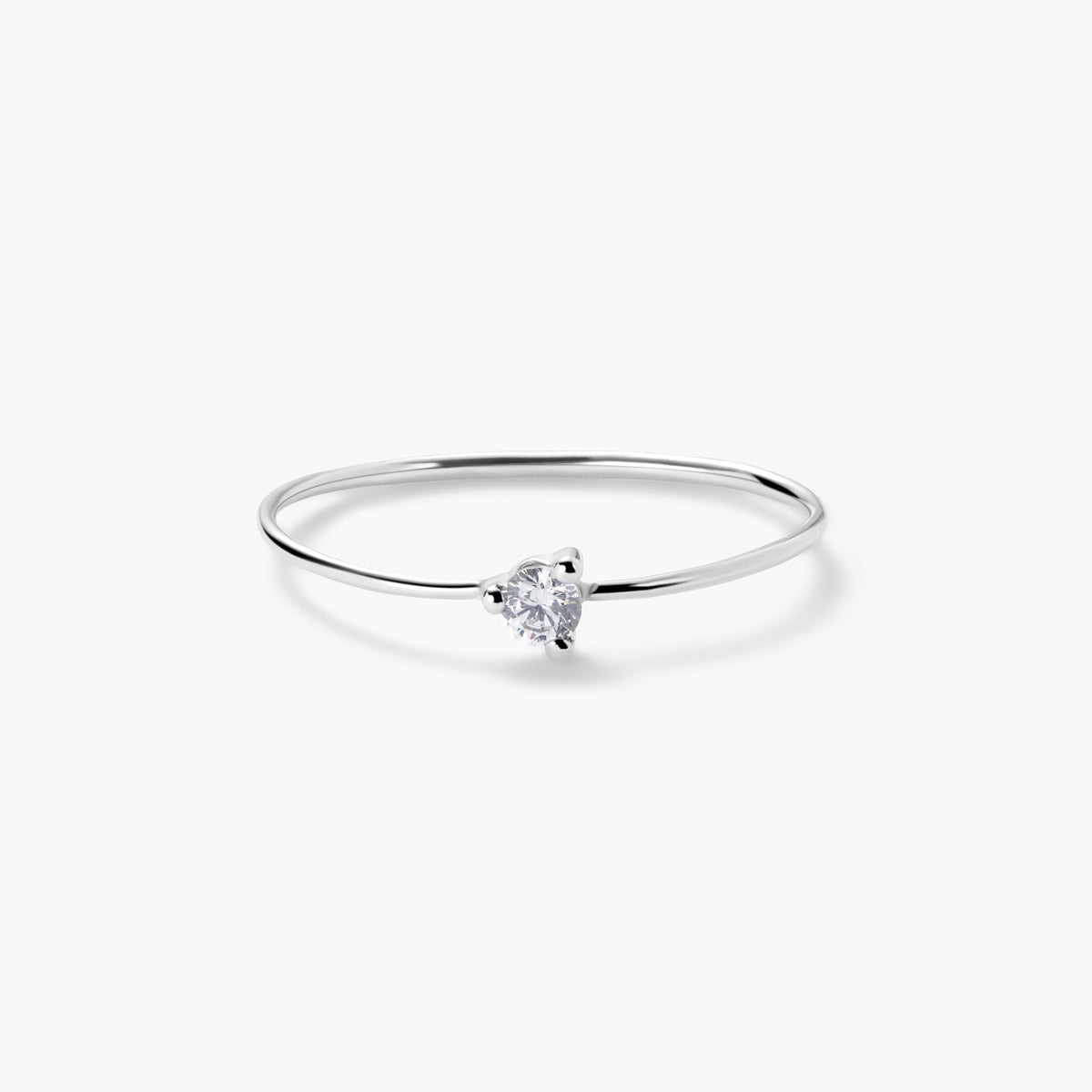 Anillo de oro blanco 18K 