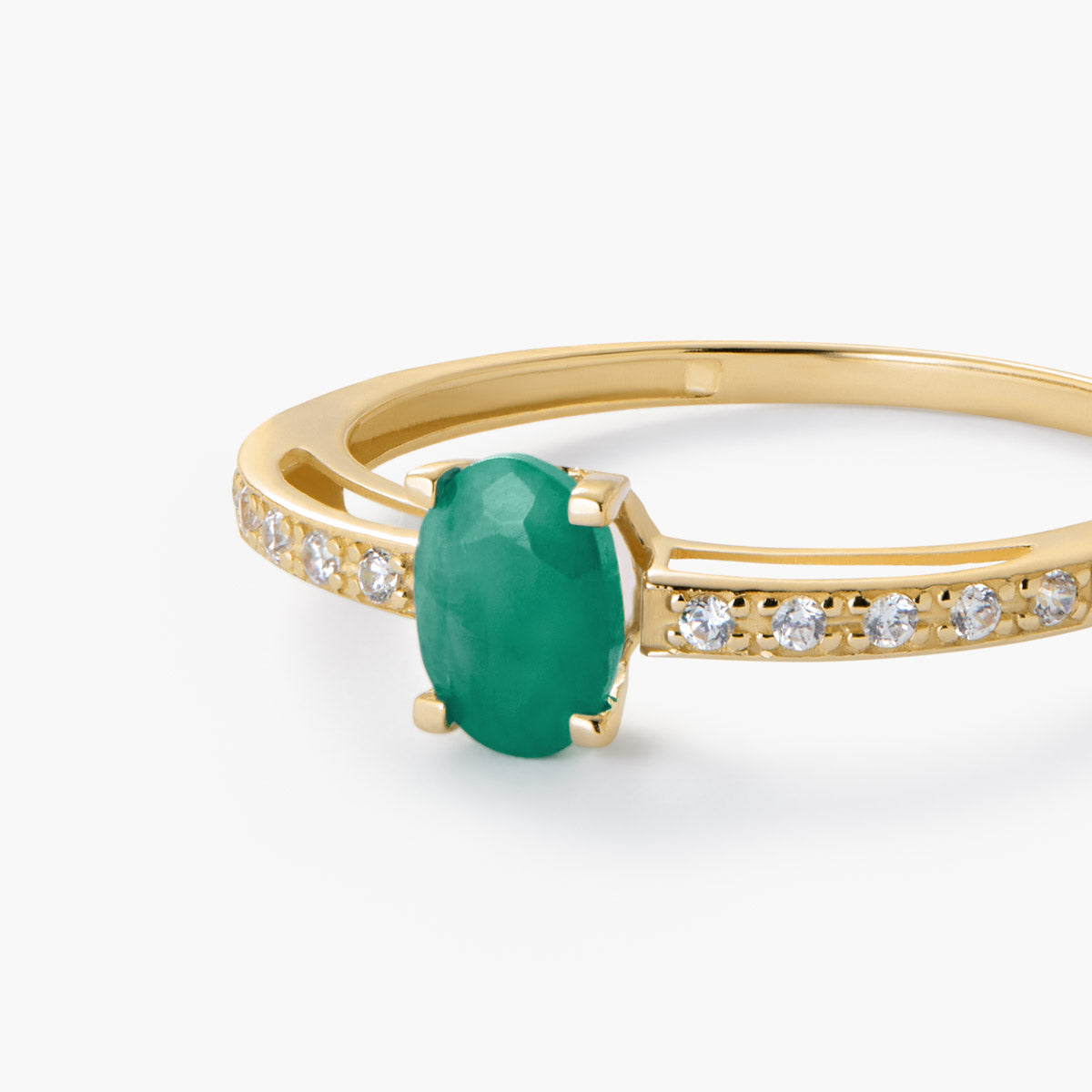 Anillo de oro 18K