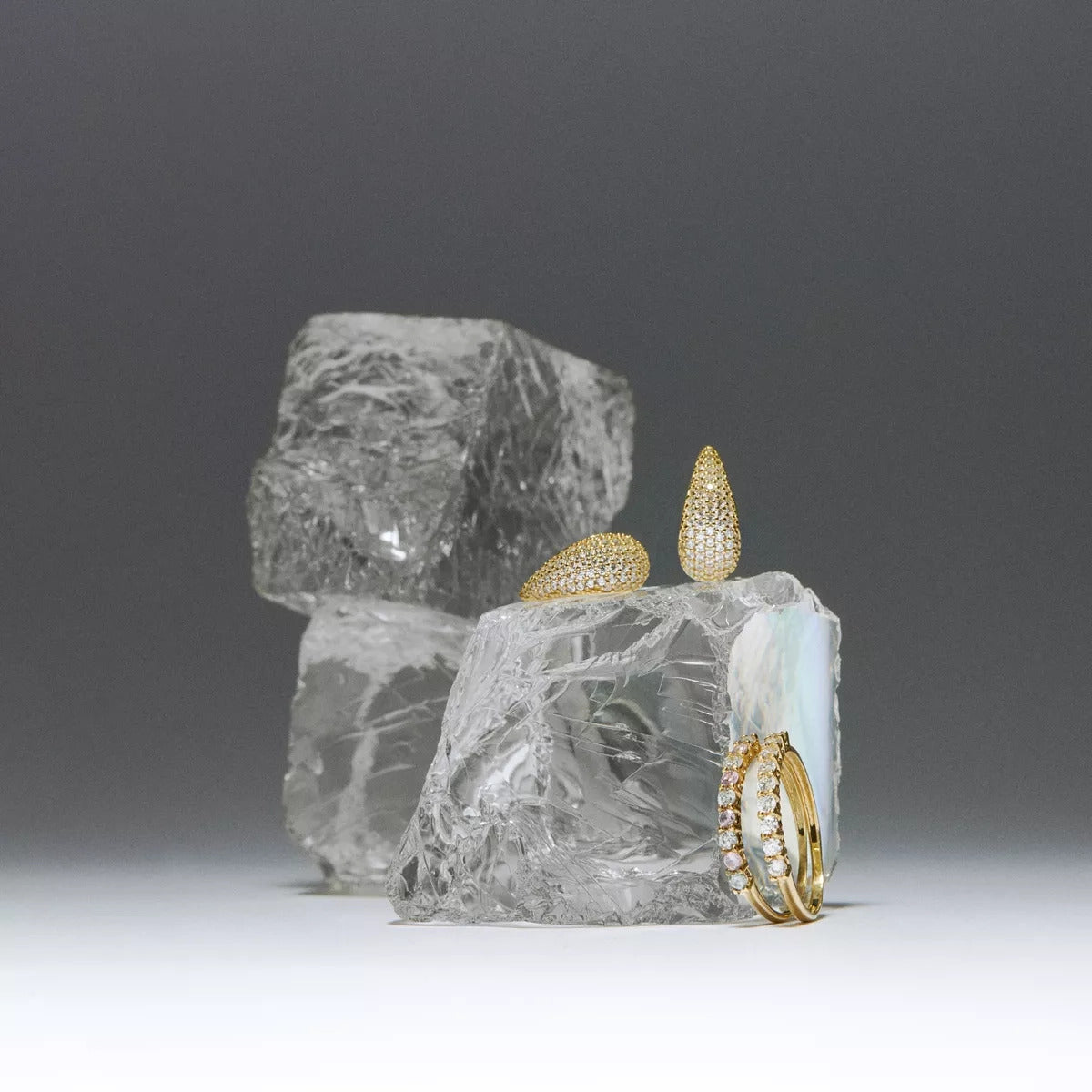 Anillo de oro 18K