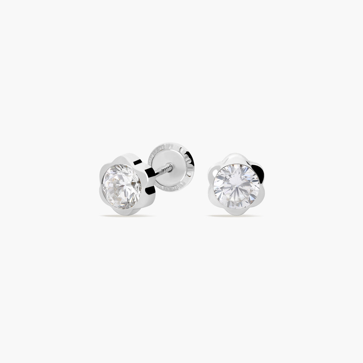 Pendientes margarita de oro blanco 18K circonitas para bebé 5 mm