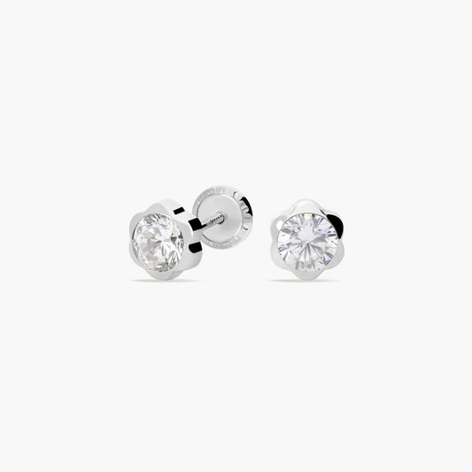 Pendientes margarita de oro blanco 18K circonitas para bebé 5 mm