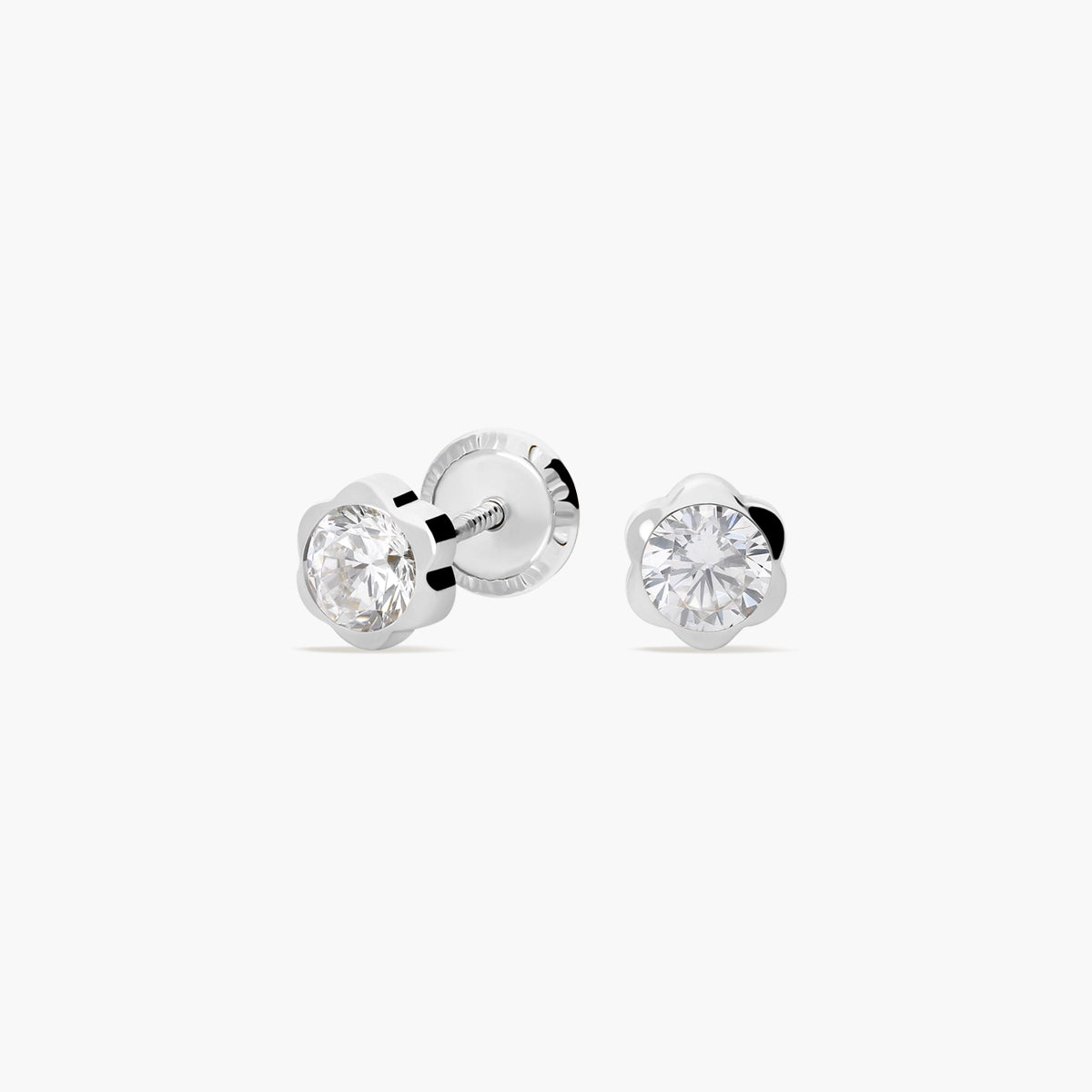Pendientes margarita de oro blanco 18K circonitas para bebé 4 mm
