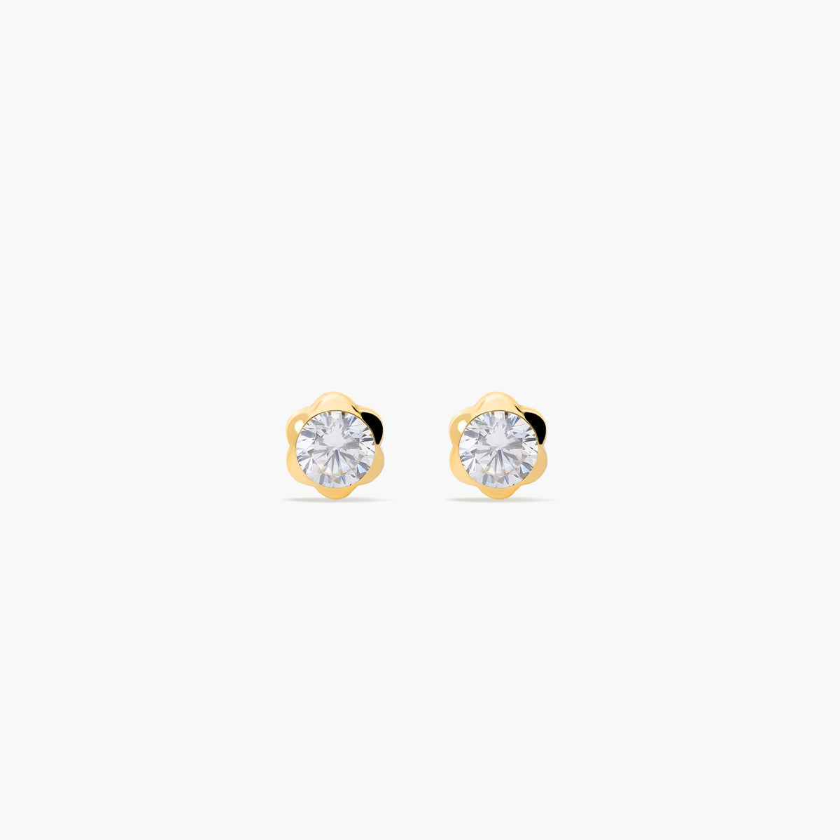 Pendientes margarita de oro 18K circonitas para bebé 3 mm