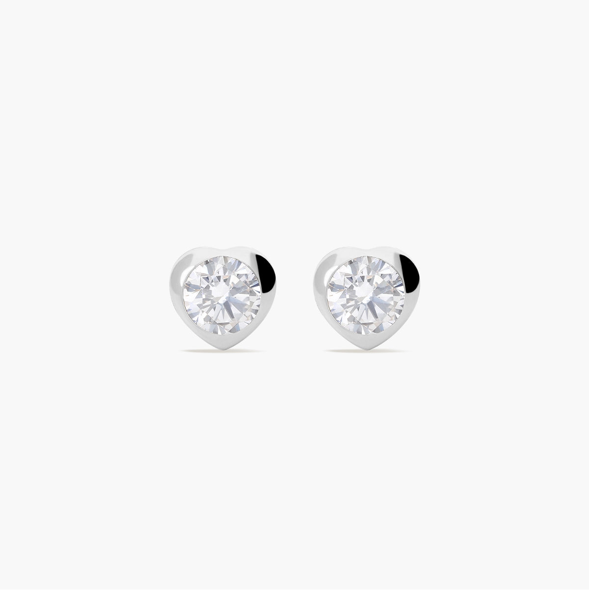 Pendientes corazón de oro blanco 18K circonitas para bebé 5 mm