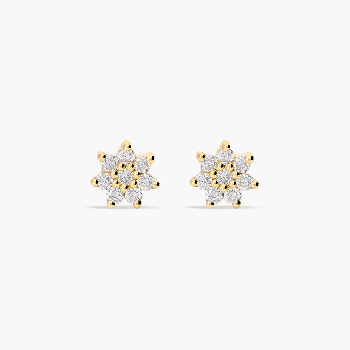 Pendientes de oro 18K diamante natural 0.16 ct. 4 mm
