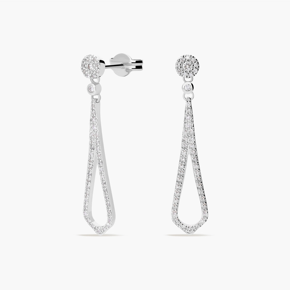 Pendientes largos de oro blanco 18K diamante natural 0.55 ct. 30 mm