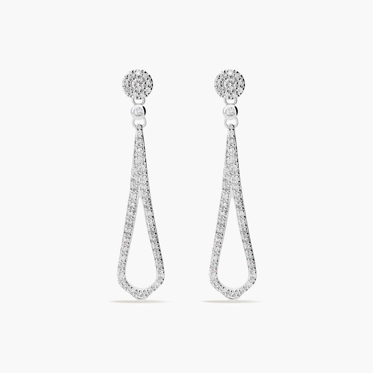 Pendientes largos de oro blanco 18K diamante natural 0.55 ct. 30 mm