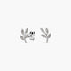 Pendientes hoja de oro blanco 18K diamante natural 0.07 ct. 9 mm