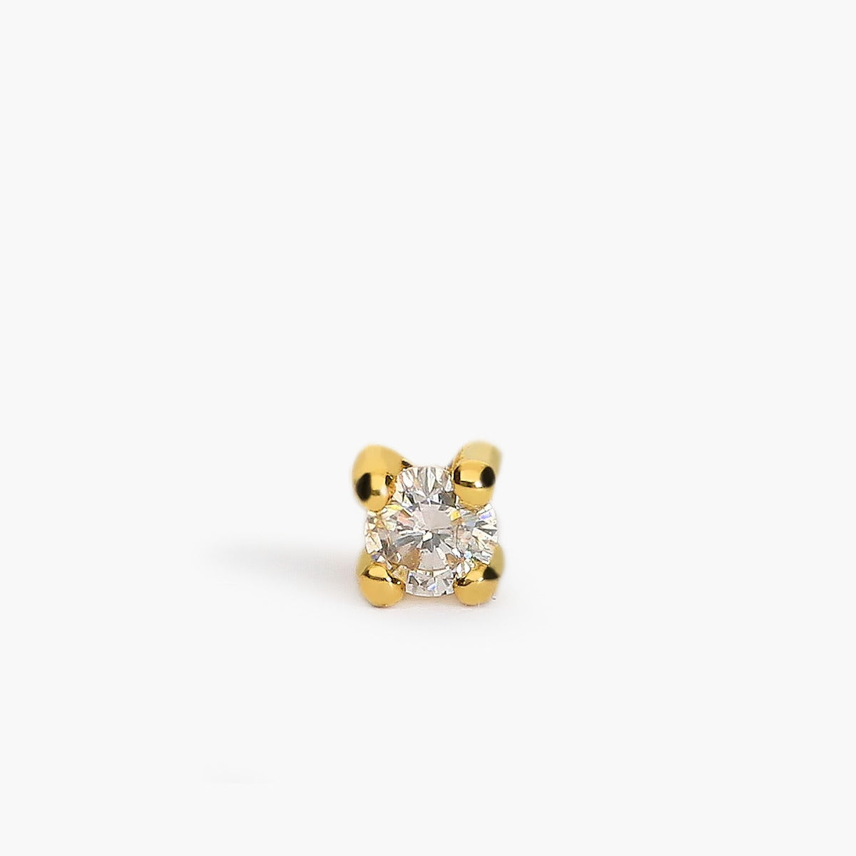 Piercing de oreja de oro 18K diamante natural 0.05 ct. redondo 2 mm