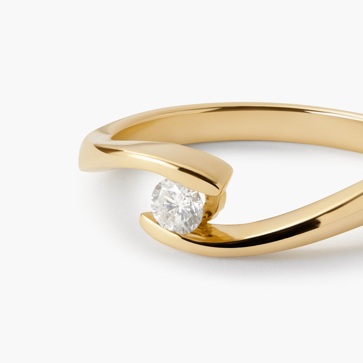 Anillo de oro 18K diamante natural 0.15 ct. GRAVITY