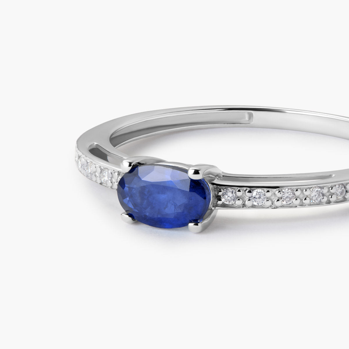 Anillo de oro blanco 18K diamante natural 0.07 ct. MIDNIGHT